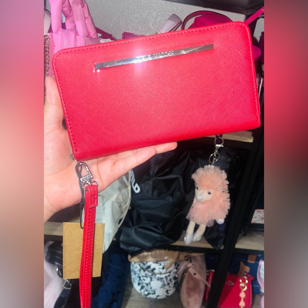 Steve Madden 🩸🌹💋❤️🎈🍎wallet